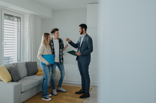 Maximizing Returns: Key Real Estate Investment Strategies for 2024